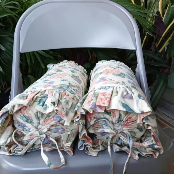 🔥NEW PILLOW SET NECKROLL Floral HYDRANGEA Ruffled FRENCH COUNTRY - Picture 2 of 6